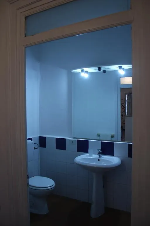 Kaleidos Private Apartment Palermo 0*,  Itália